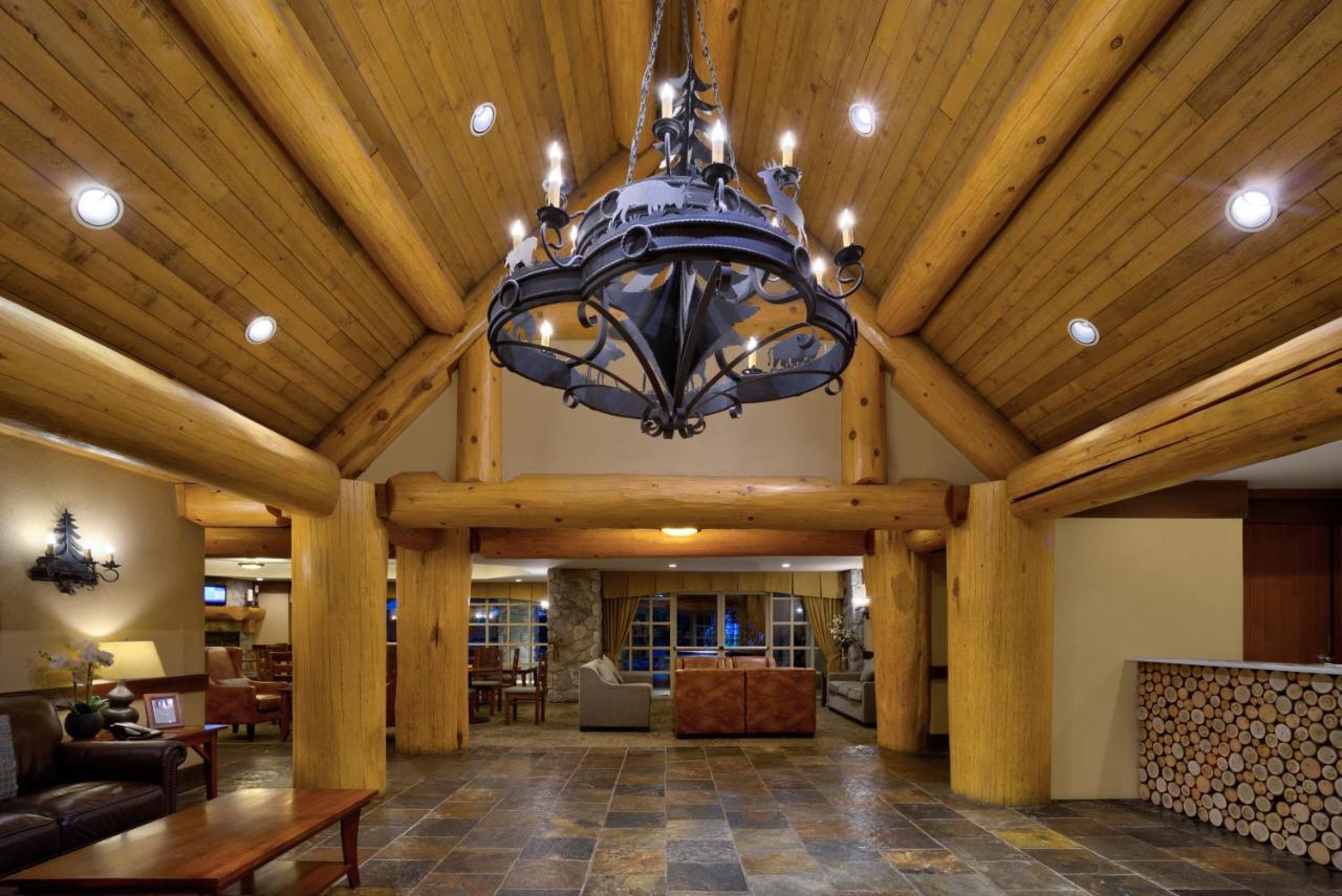 Blackcomb Springs Suites By Clique Уистлер Экстерьер фото